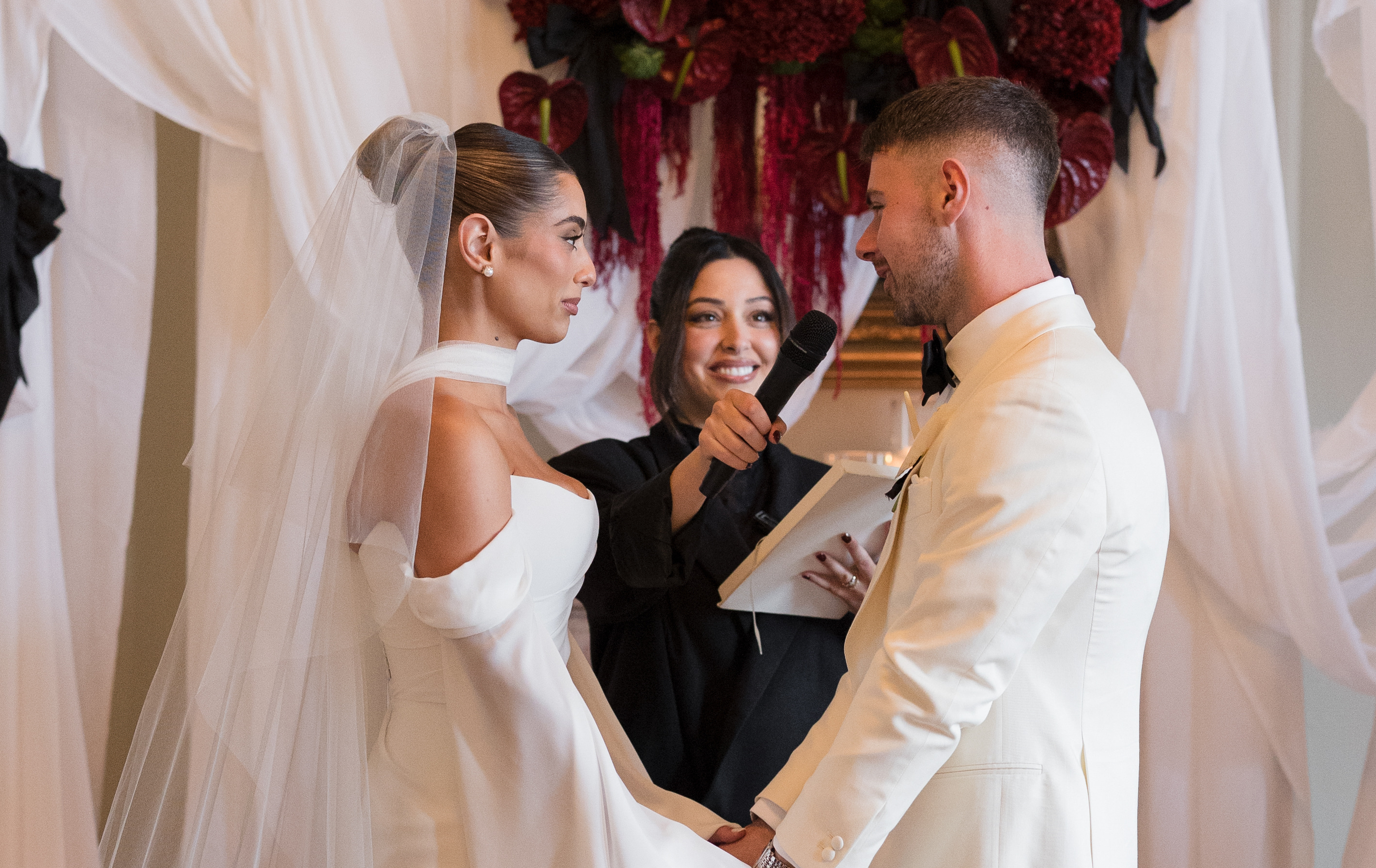 Sarah Davoli Celebrant