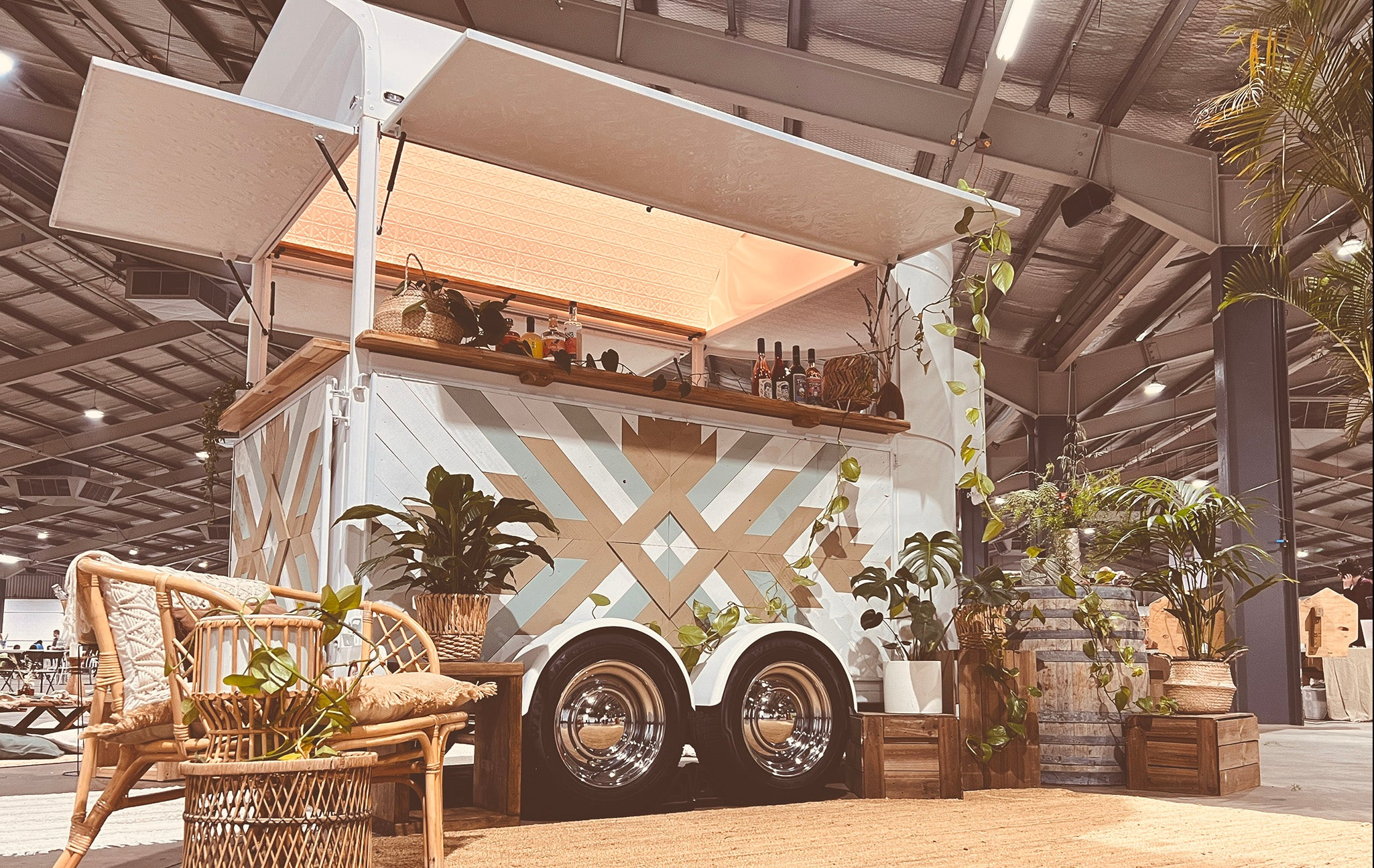 La Vida 38 Mobile Bar