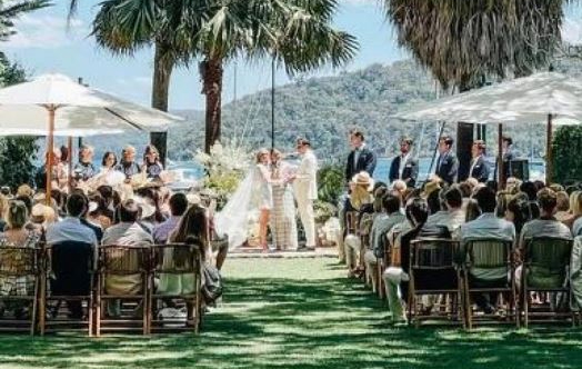 Palmy Beach Front Paradise