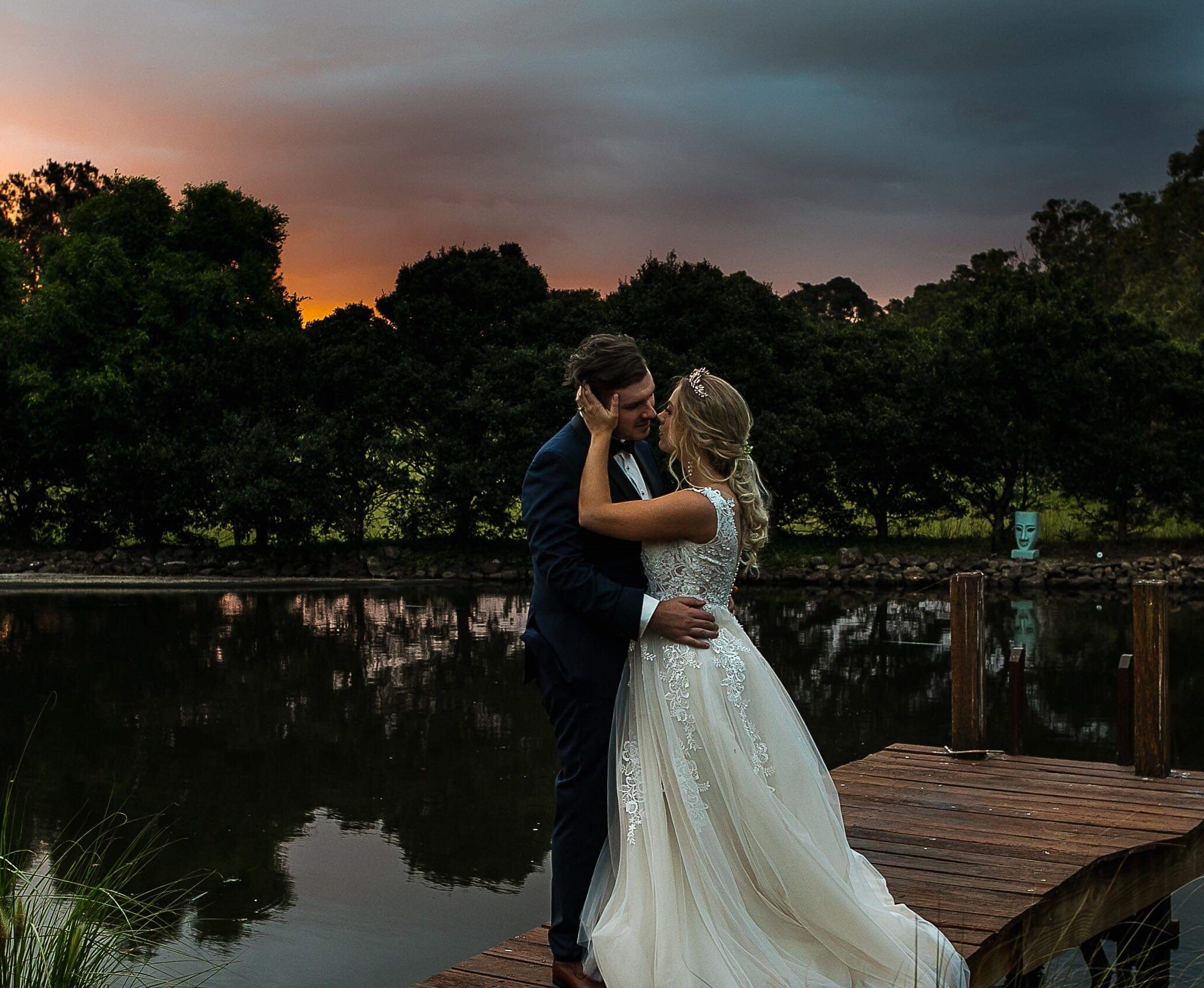 Zaneta Mackie Weddings