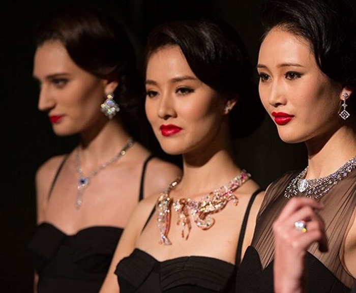 Penny Wang Hair & Makeup Artist