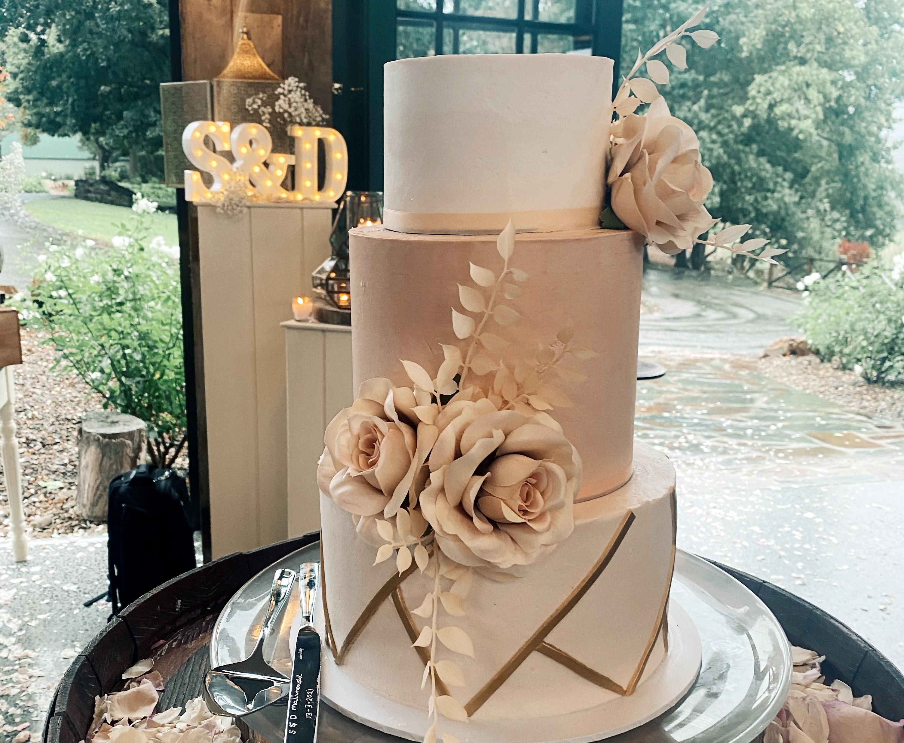 Indulge Coffee Cakes