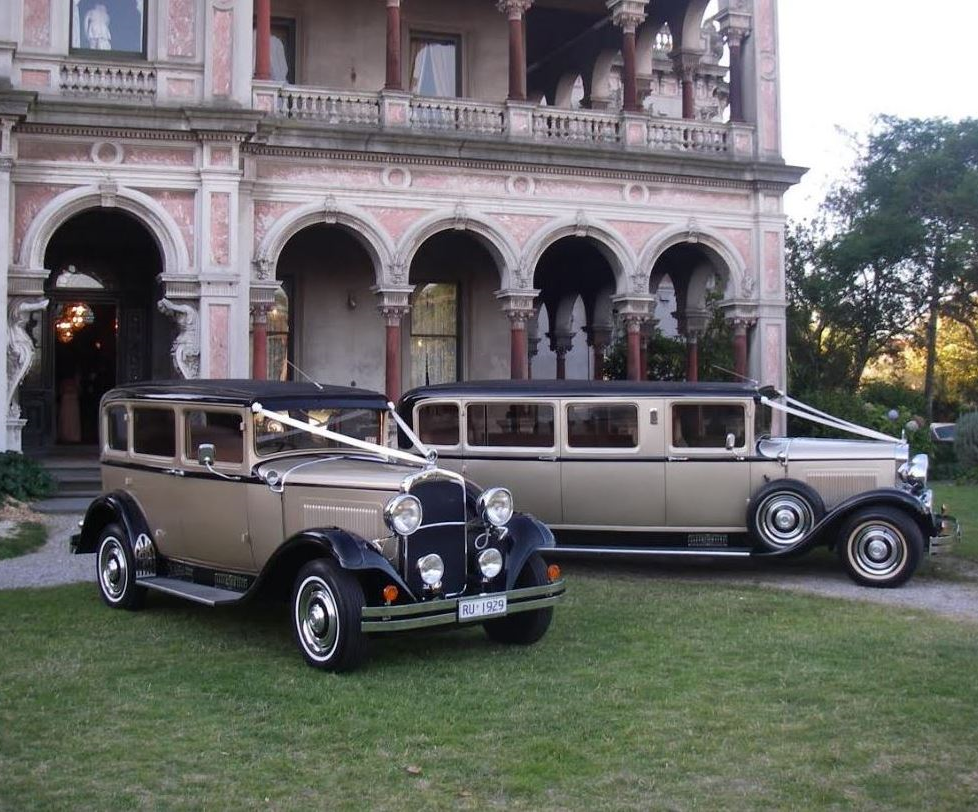 29 Vintage Limousines