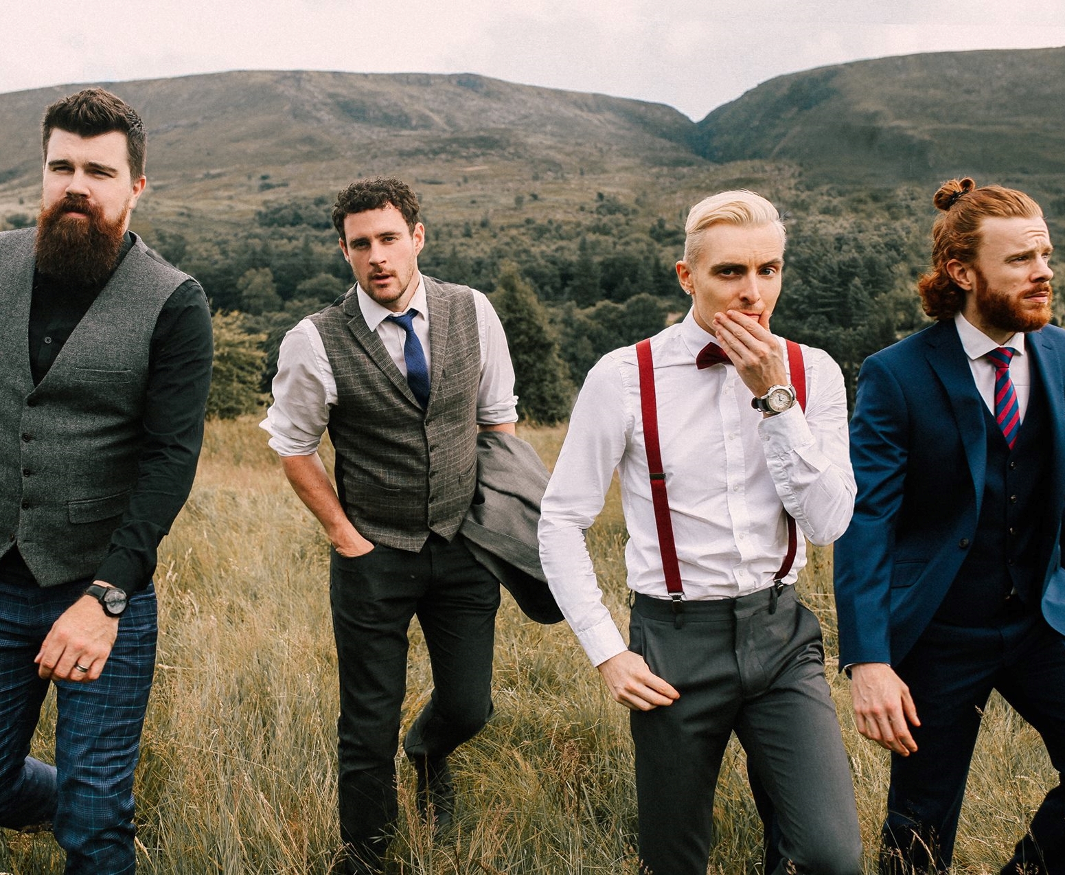 Undercover Entertainers - Singing Waiters