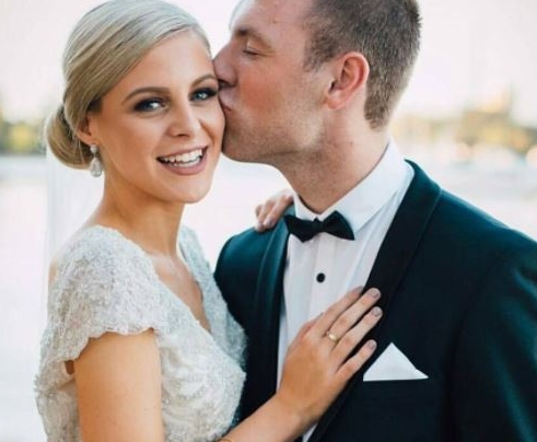 Alana Santos - Makeup Artist