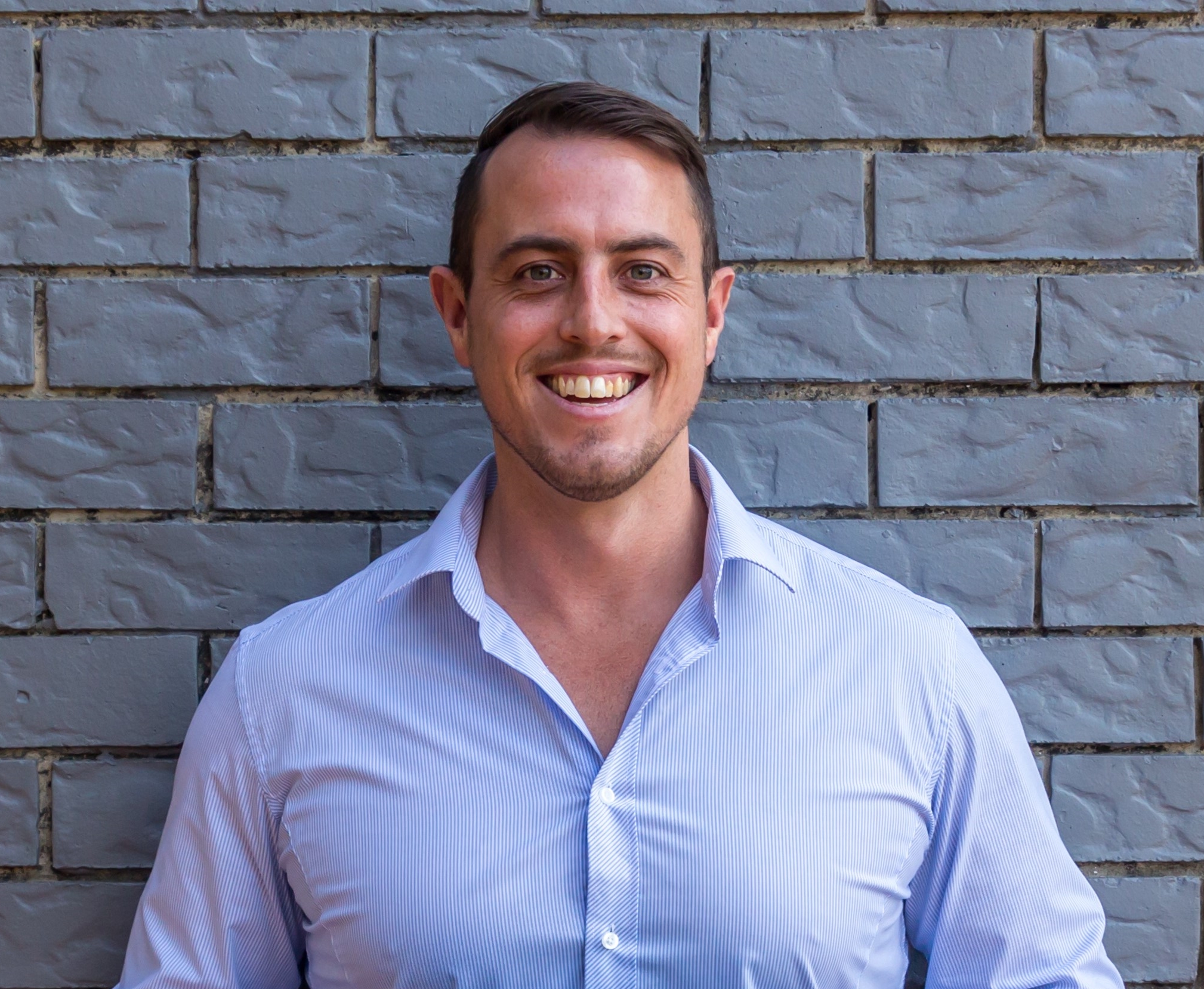 The Surfing Celebrant - Mitch Sargent