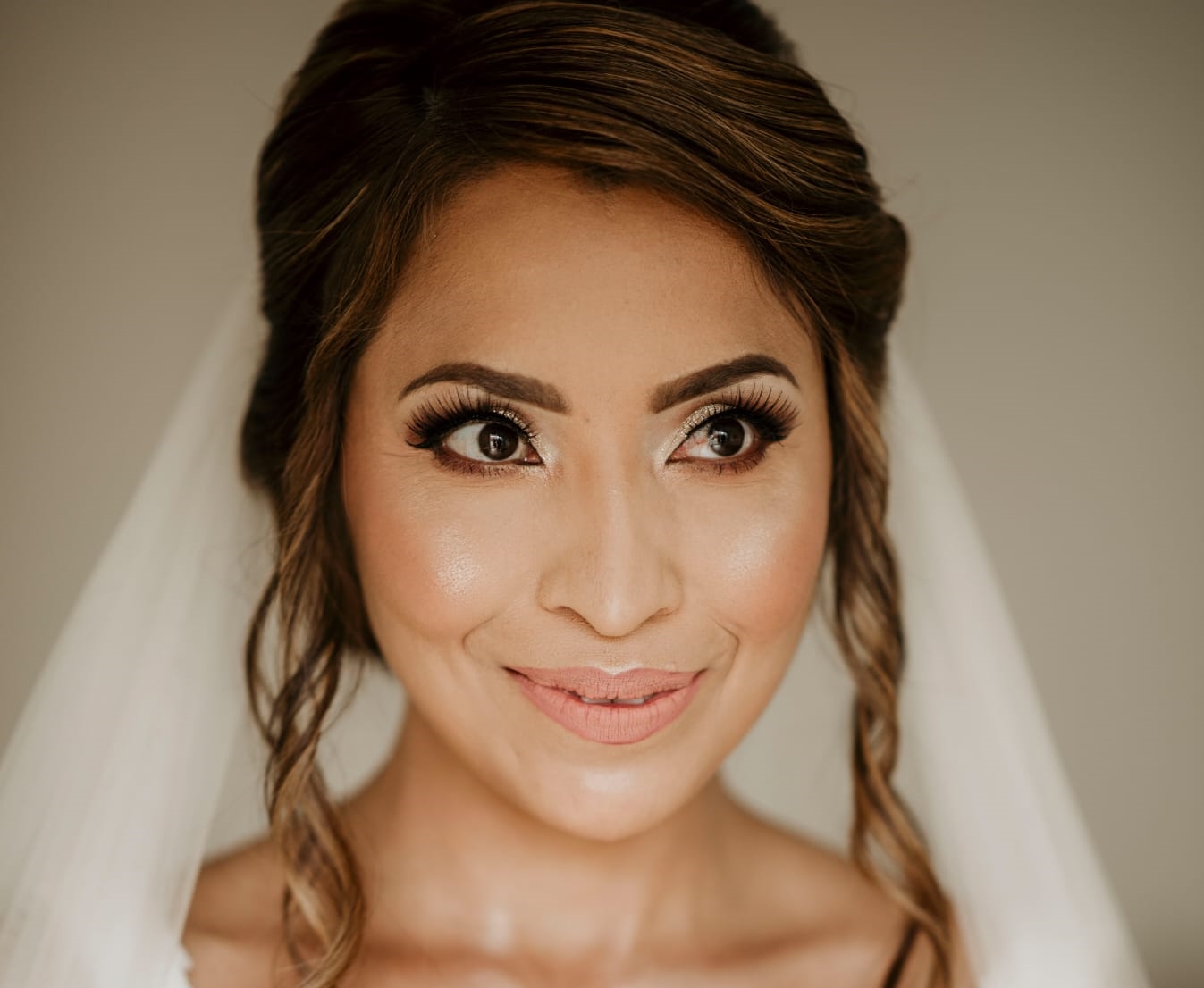 Paola Blanka Makeup Artist and Hair Stylist