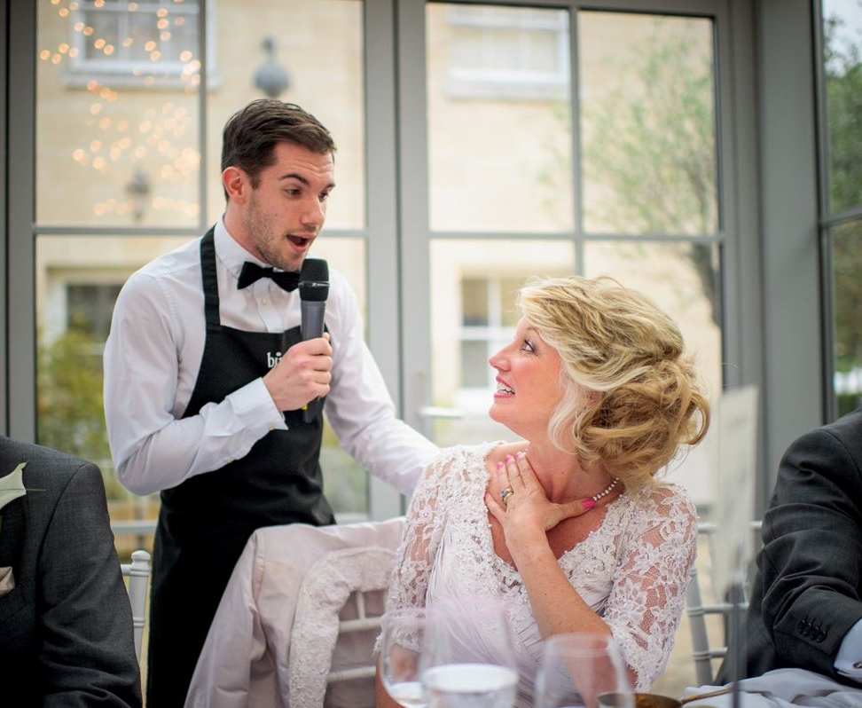 Bravo Singing Waiters