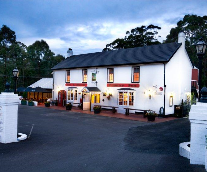 Fox and Hounds Country Inn