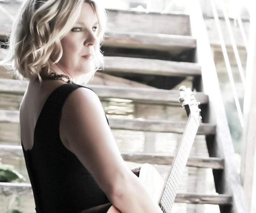 Gaby Bogart - Wedding Singer Byron Bay