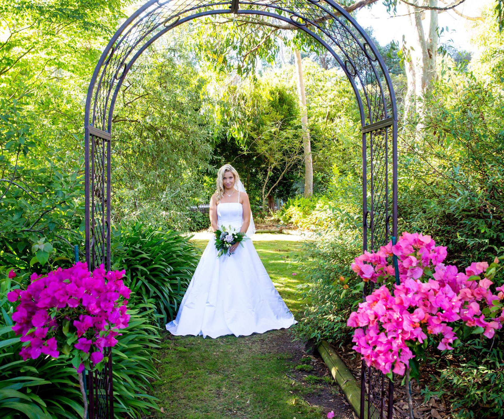 Iris Park Garden Weddings