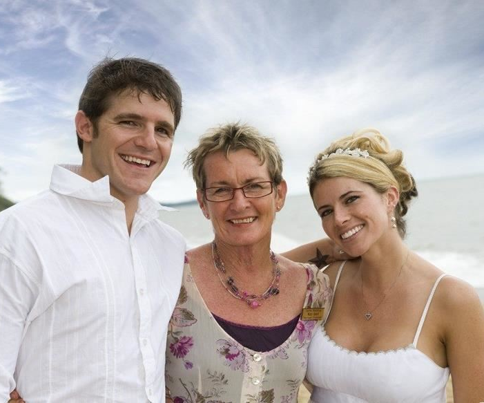Cairns Weddings - Kay Earl
