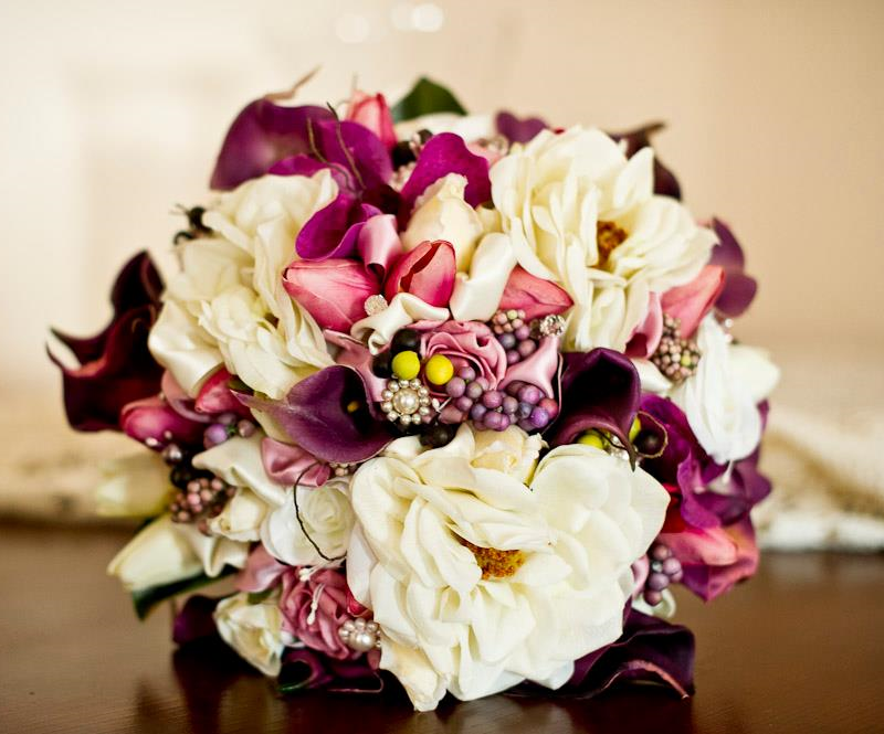 Lilies and Lace Weddings