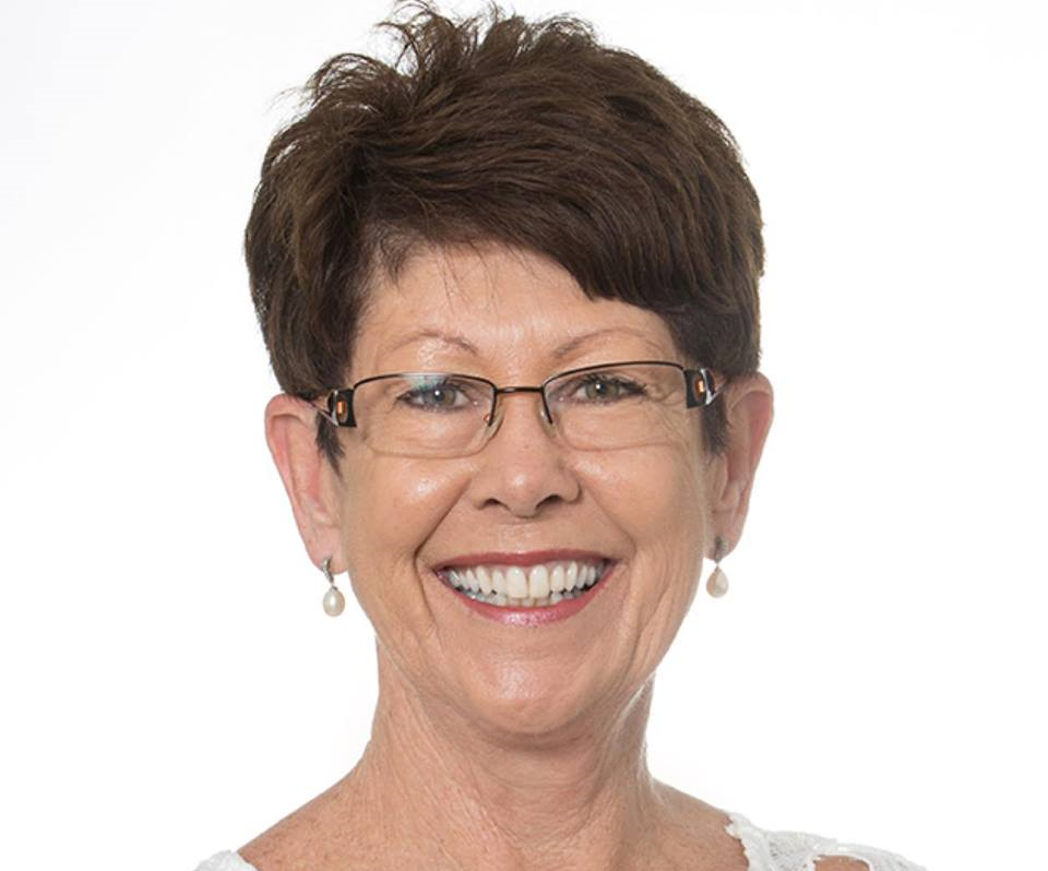 Linda Gregory - Celebrant Services Illawarra