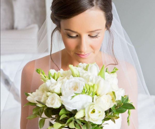 Nikki Mitchell Make-up Artist & Spray Tan