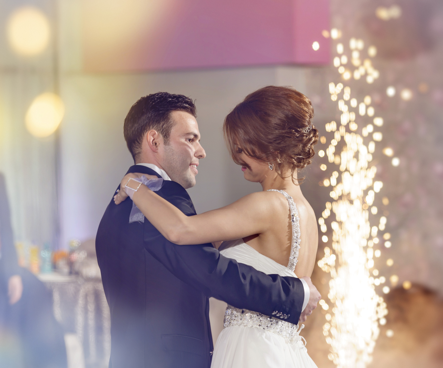 Peppers Entertainment - DJ Lights & Effects