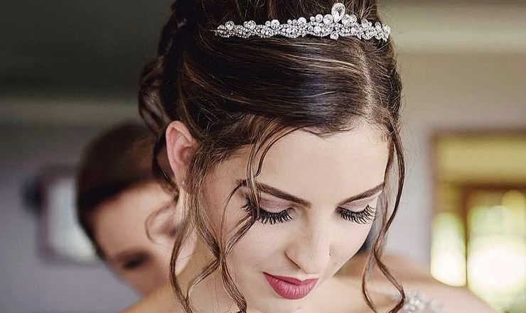 AnnieDees Hair & Make Up