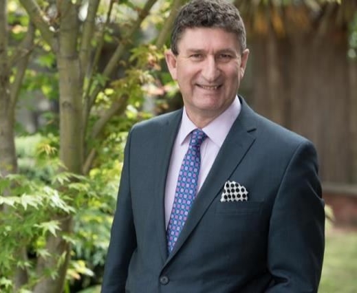 Peter J De Vries Wedding Celebrant