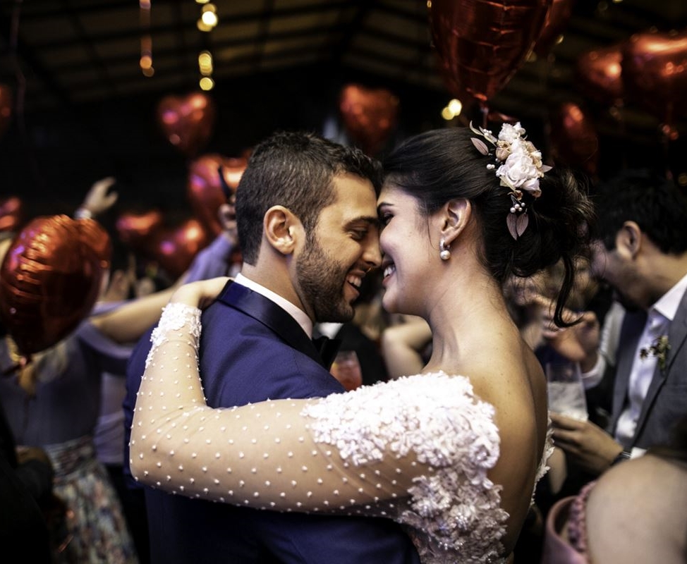 Absolute Entertainment