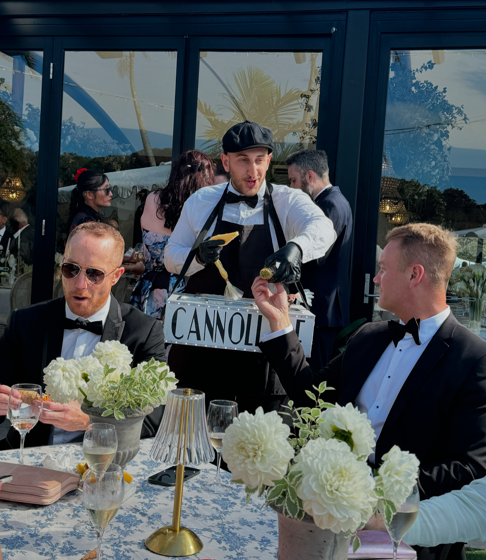 Cannoli Me - Roaming Cannoli & Tiramisu