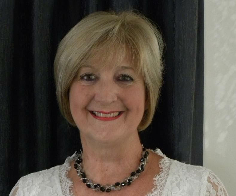 Annie Saunders - Celebrant