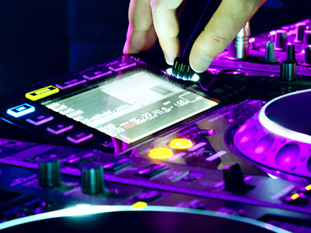 Party Life Entertainment