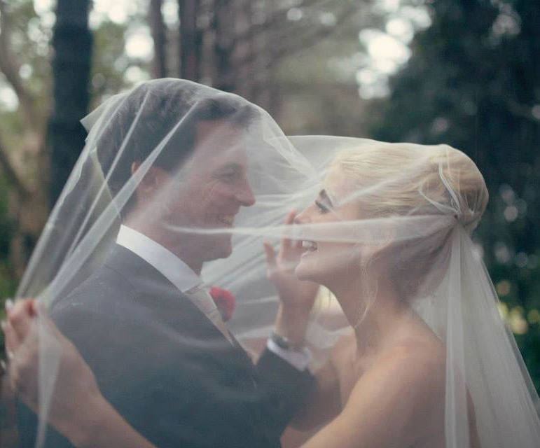 Elizabeth Crossley Makeup Artist & Hairstylist