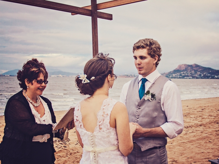 Amanda Medill - Civil Marriage Celebrant JP(Qual) AFCC