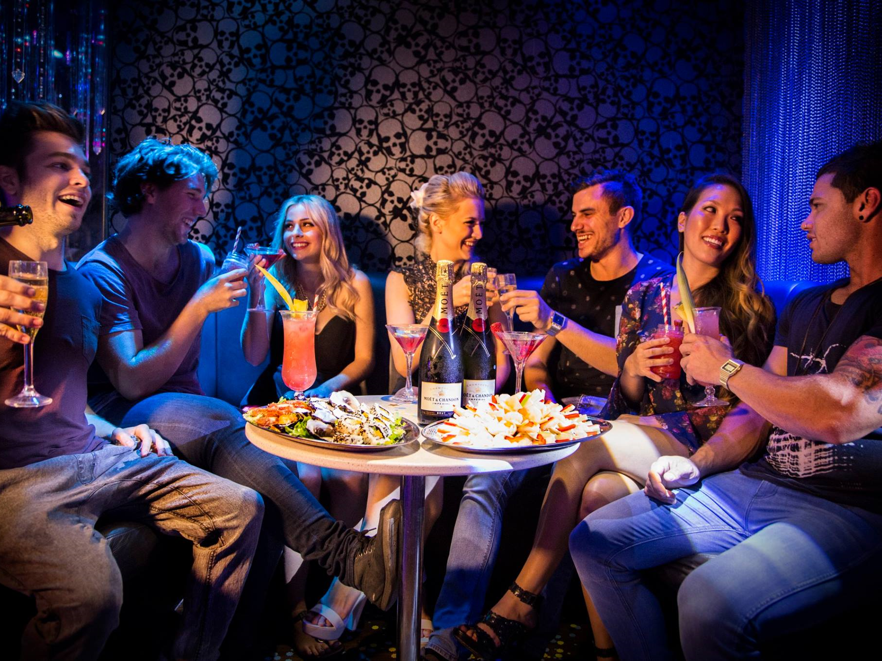 Gilligan's and The Attic Lounge Bar