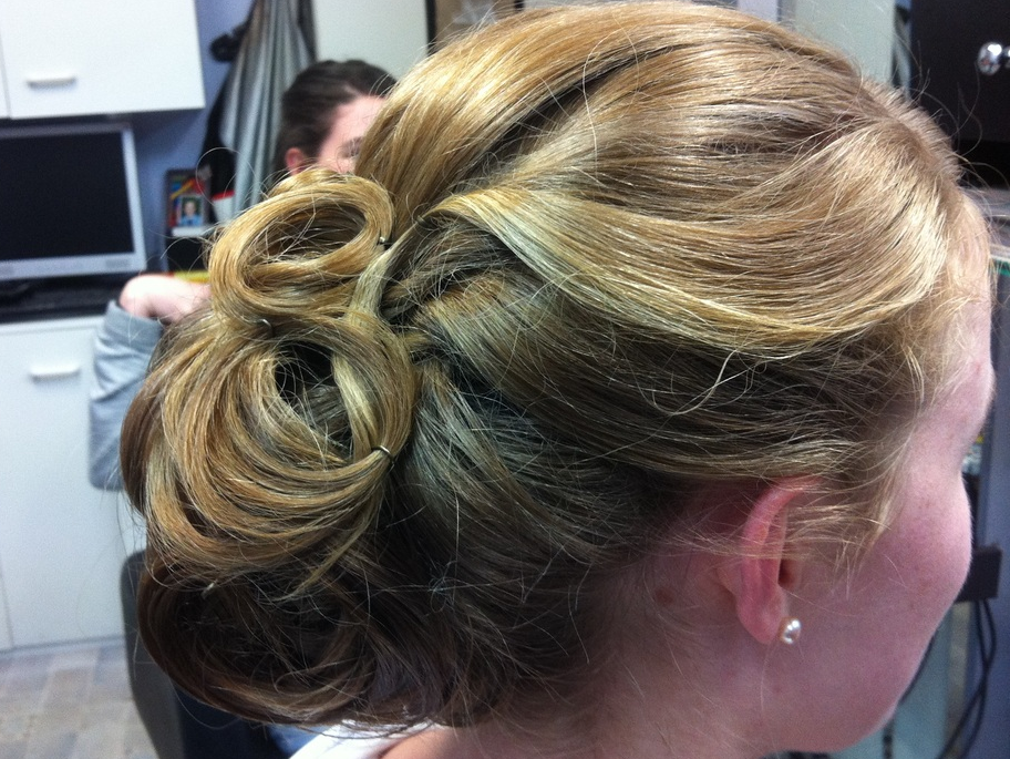 Lou's House of Hair