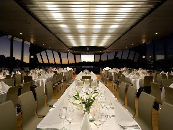 Starship Sydney & The Pontoon