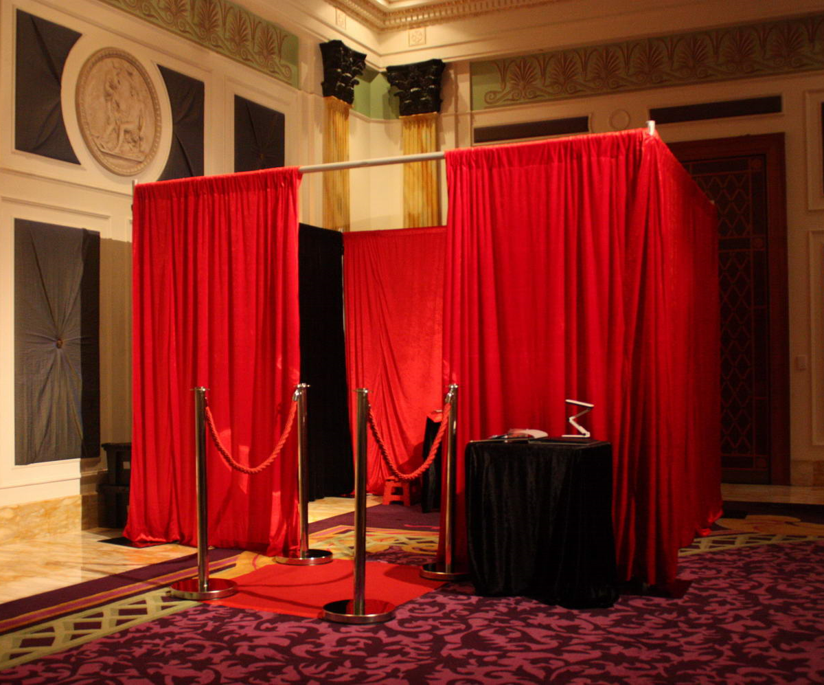 Ace Photobooth & DJ Hire