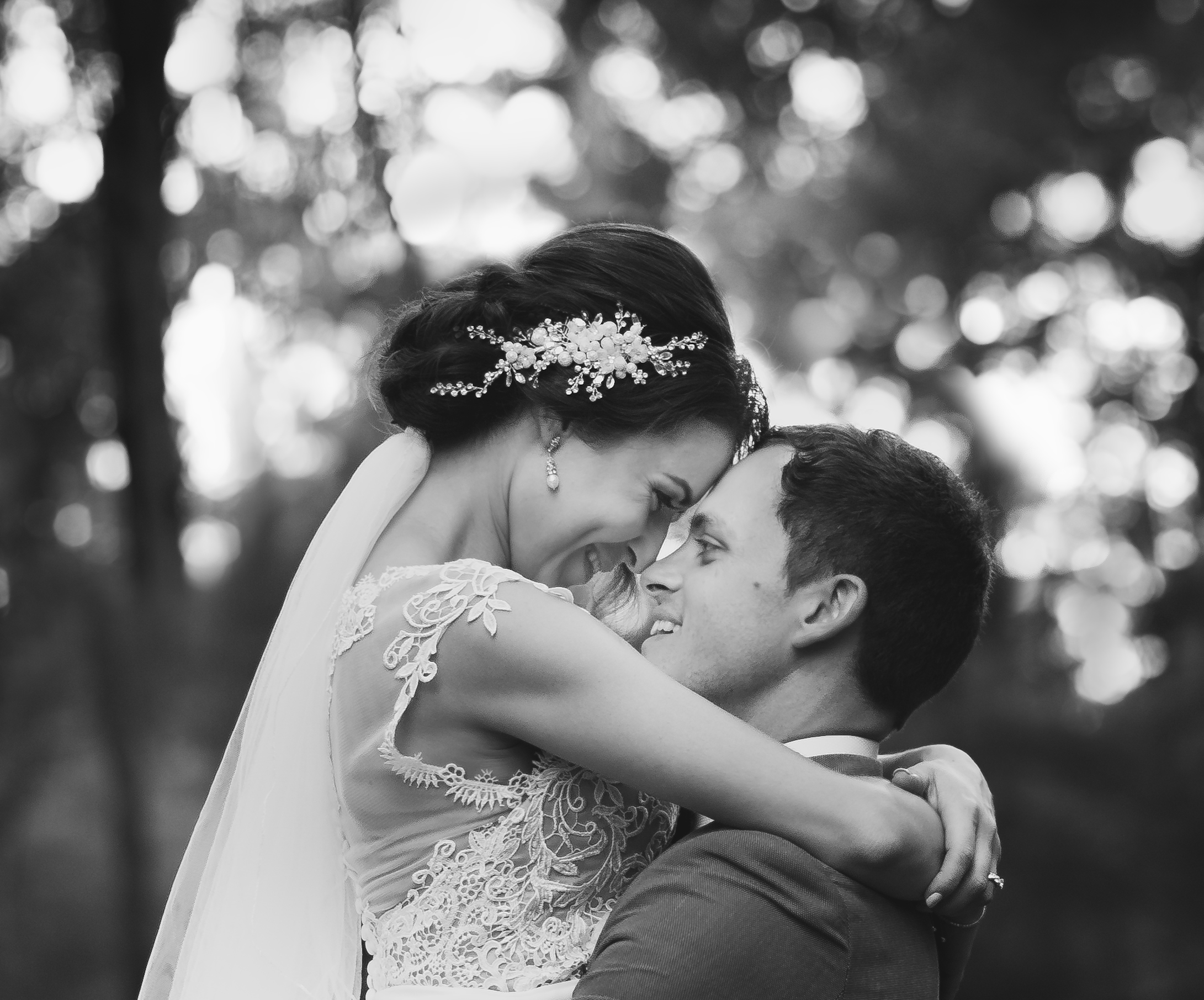 Ivory & Rose Wedding Photography