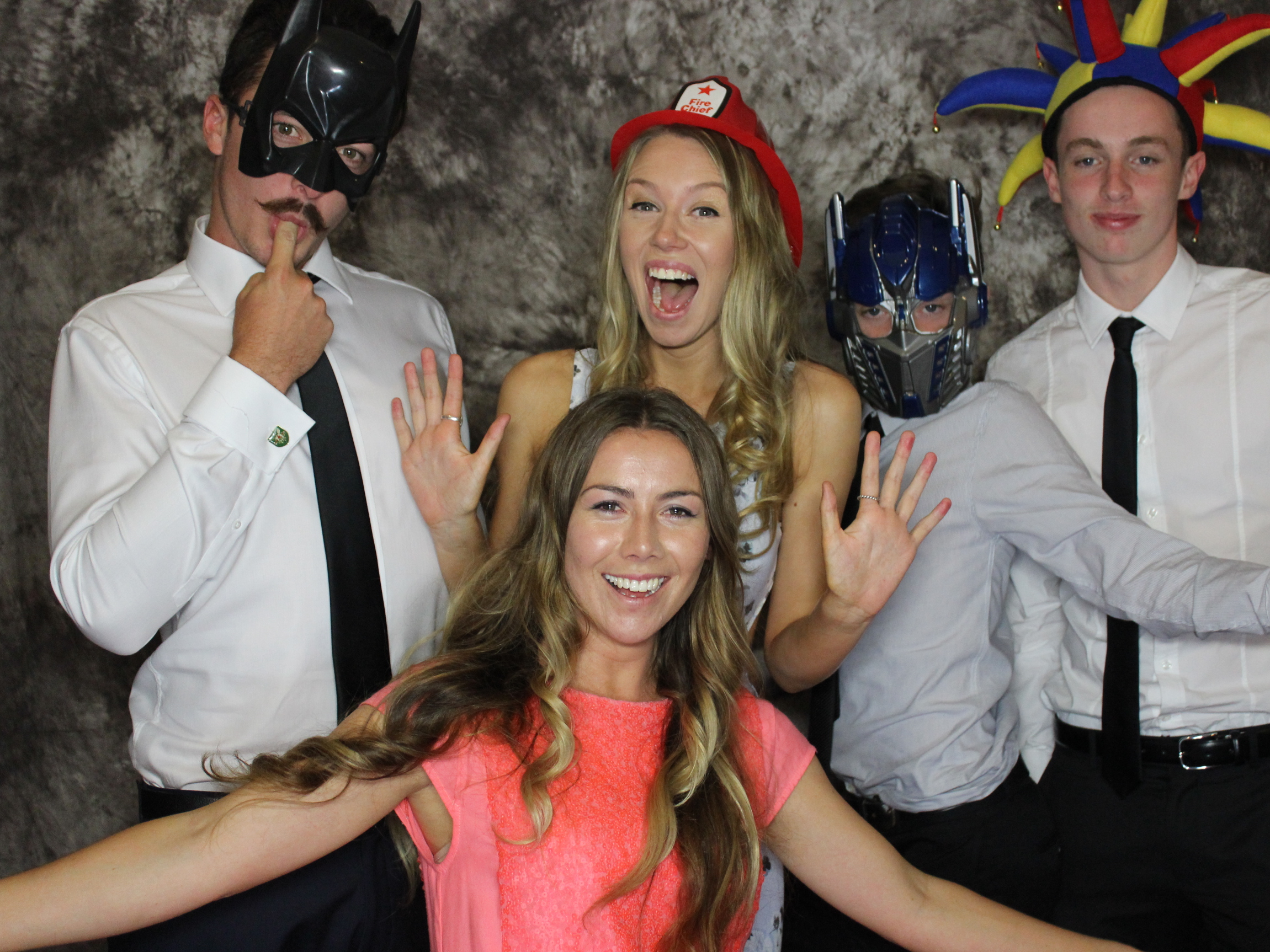 Peek A Boo Photo Booth