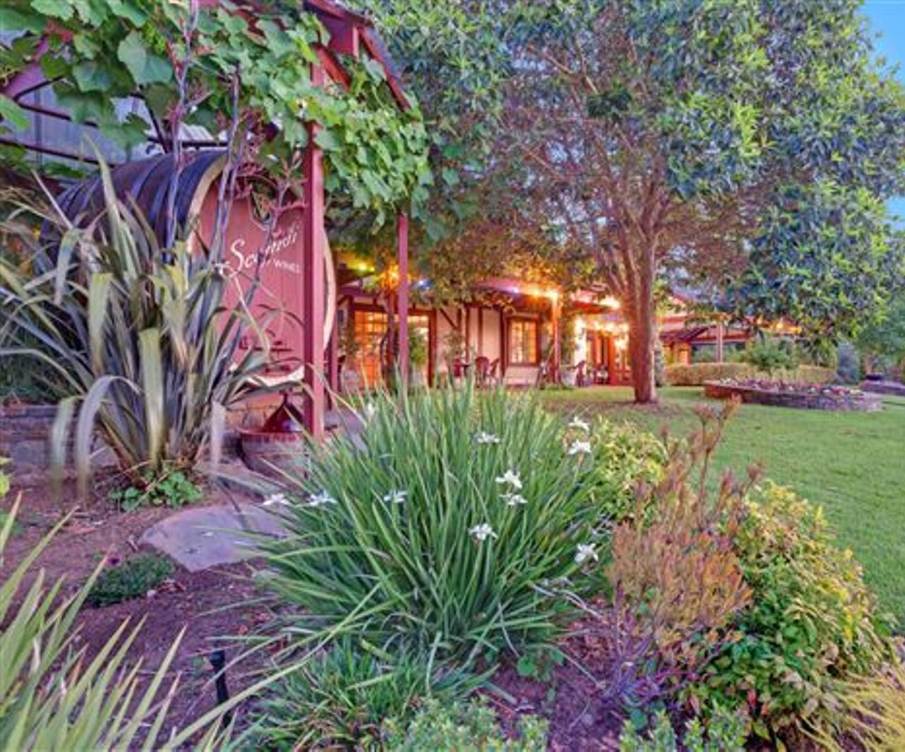 Talunga Estate, Winery, Cafe & Functions