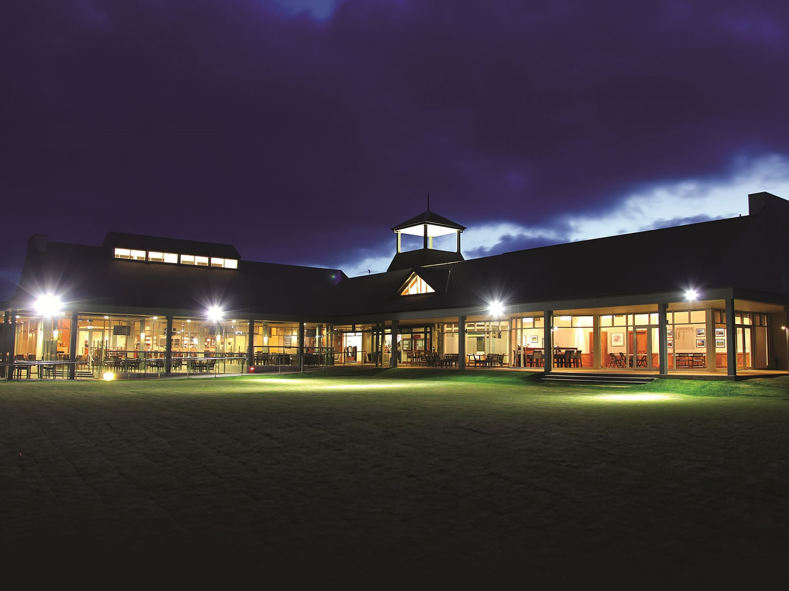 13th Beach Golf Links