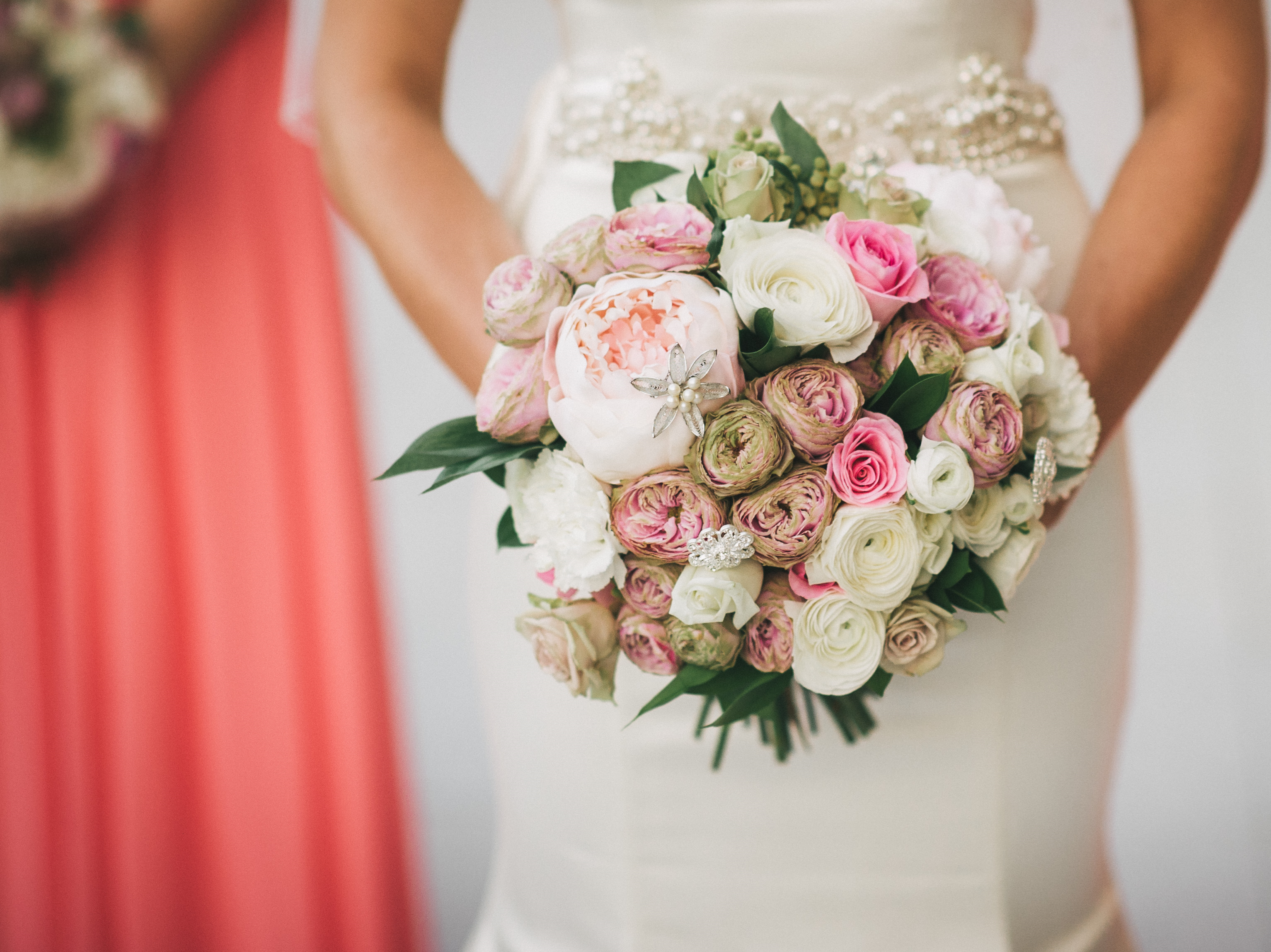 Annette's Flowers & Wedding Accessories