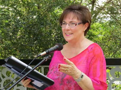 Bronwyn Dollin Celebrant