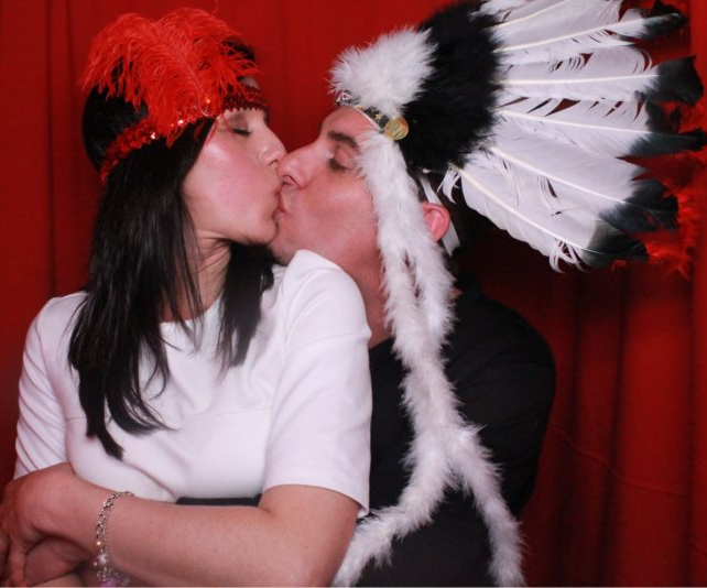 Genesis Mobile Entertainment - DJ/MC,Live Band & Photobooth