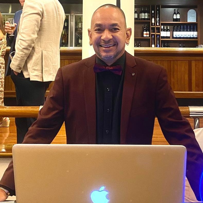 Off The Wall Promotions - DJ