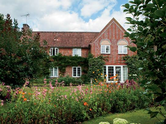 White Nuptials Wedding Photography