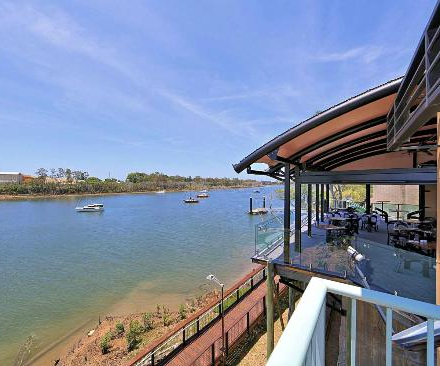 H20 Restaurant & Bar