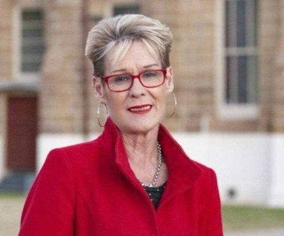 Lyn Parker Civil Celebrant