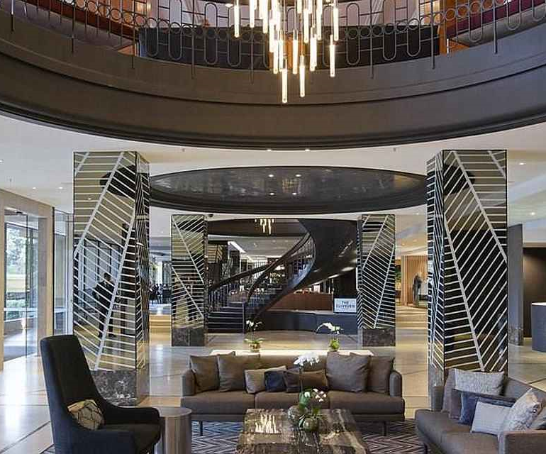 Pullman Melbourne On the Park