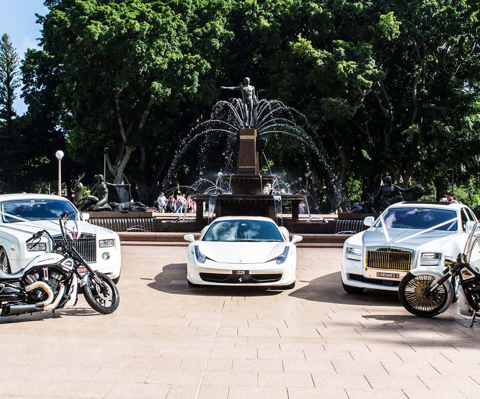 Queen Street Wedding Car Hire