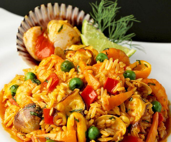 La Cholita Sabor Latino